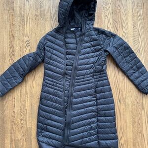 Lands' End Women's Black Hooded Puffer Jacket